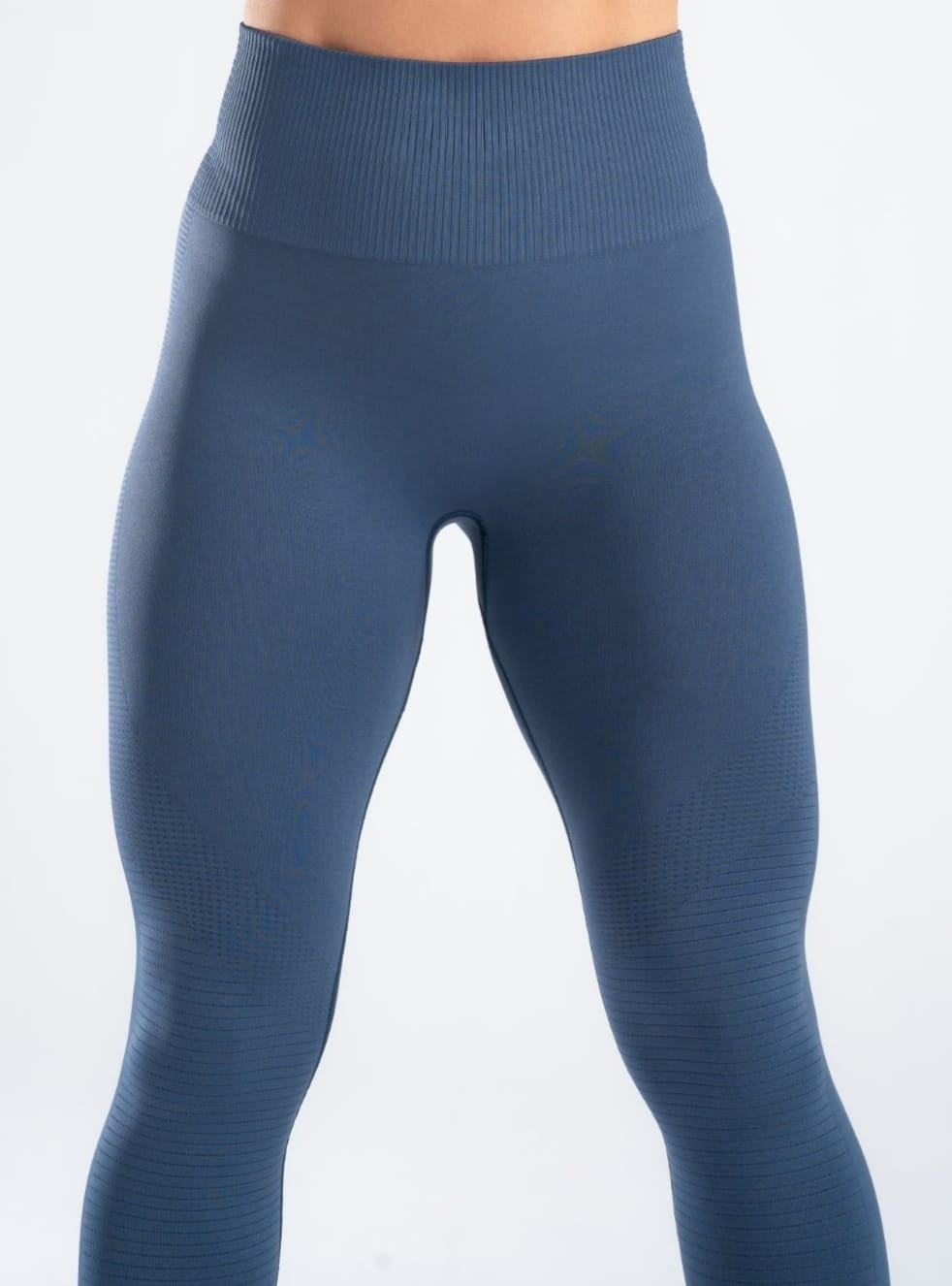 Toparlayıcı Yüksek Bel Seamless Spor Tayt – Push Up Etkili & Nefes Alabilir