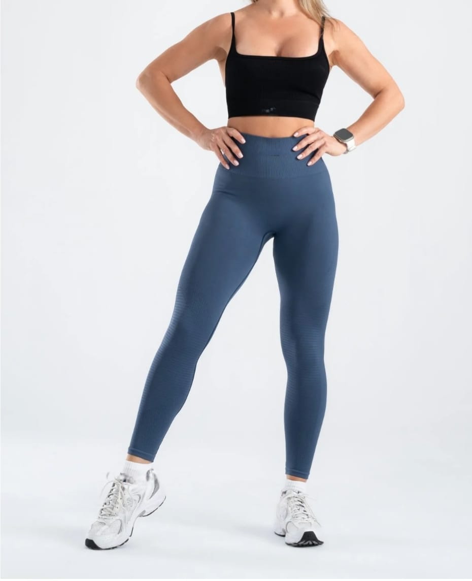 Toparlayıcı Yüksek Bel Seamless Spor Tayt – Push Up Etkili & Nefes Alabilir