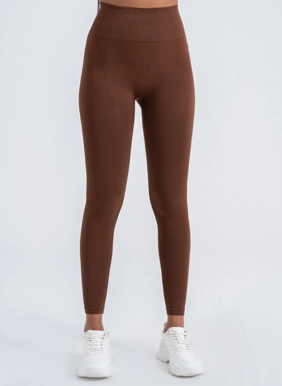 Toparlayıcı Yüksek Bel Seamless Spor Tayt – Push Up Etkili & Nefes Alabilir