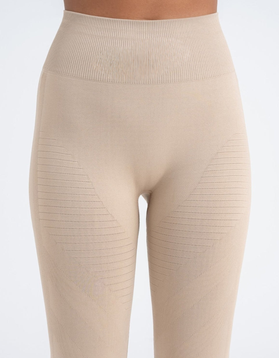 Toparlayıcı Yüksek Bel Seamless Spor Tayt – Push Up Etkili & Nefes Alabilir