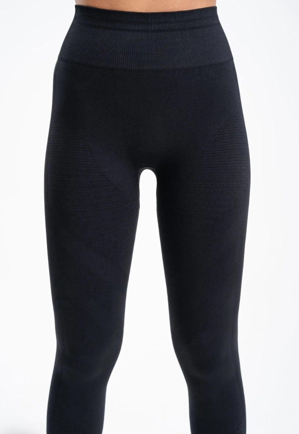 Toparlayıcı Yüksek Bel Seamless Spor Tayt – Push Up Etkili & Nefes Alabilir